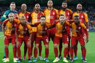ألقاب وقائمة لاعبي نادي جالطة سراي Galatasaray SK