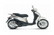 مميزات وسعر دراجة نارية بياجيو سكوتر Piaggio Liberty 150 3v 2014