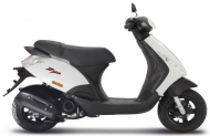 مميزات وسعر دراجة نارية بياجيو سكوتر Piaggio Zip 50 2021